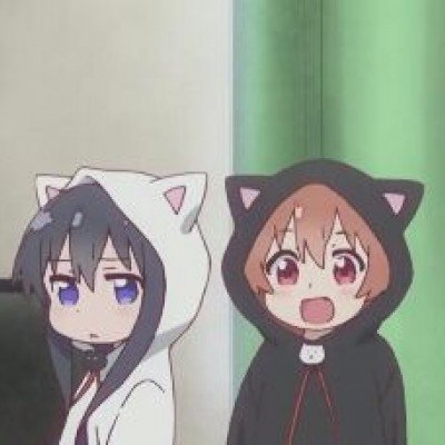 猴子抢走小伙手机留下23秒自拍