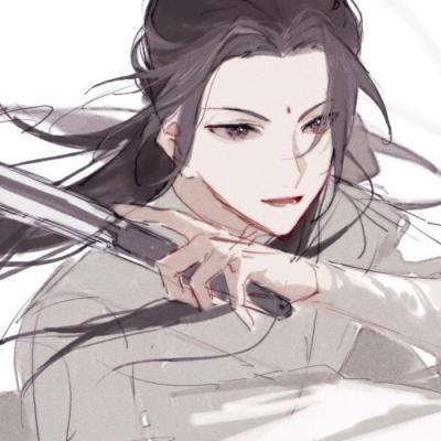女孩曾对合唱团成员说礼服有问题